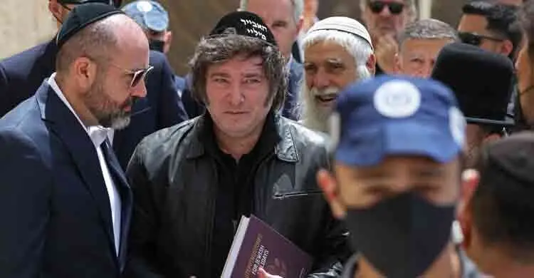 ইসরায়েল সফরে আর্জেন্টিনার প্রেসিডেন্ট, পাচ্ছেন সম্মানসূচক ডিগ্রি