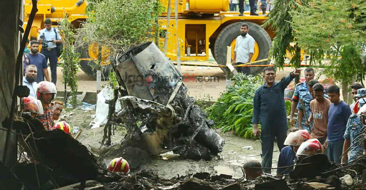 বিমান বিধ্বস্তের সময় প্রায় ৩৫০ জনের মতো শিক্ষার্থী ক্লাসে ছিল