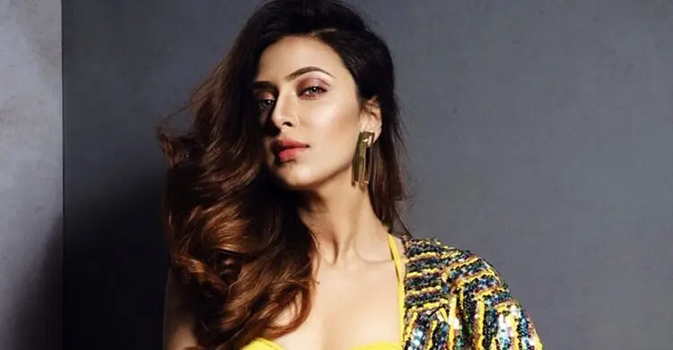 ছুটি রিসোর্টের সাথে যুক্ত হলেন মিম