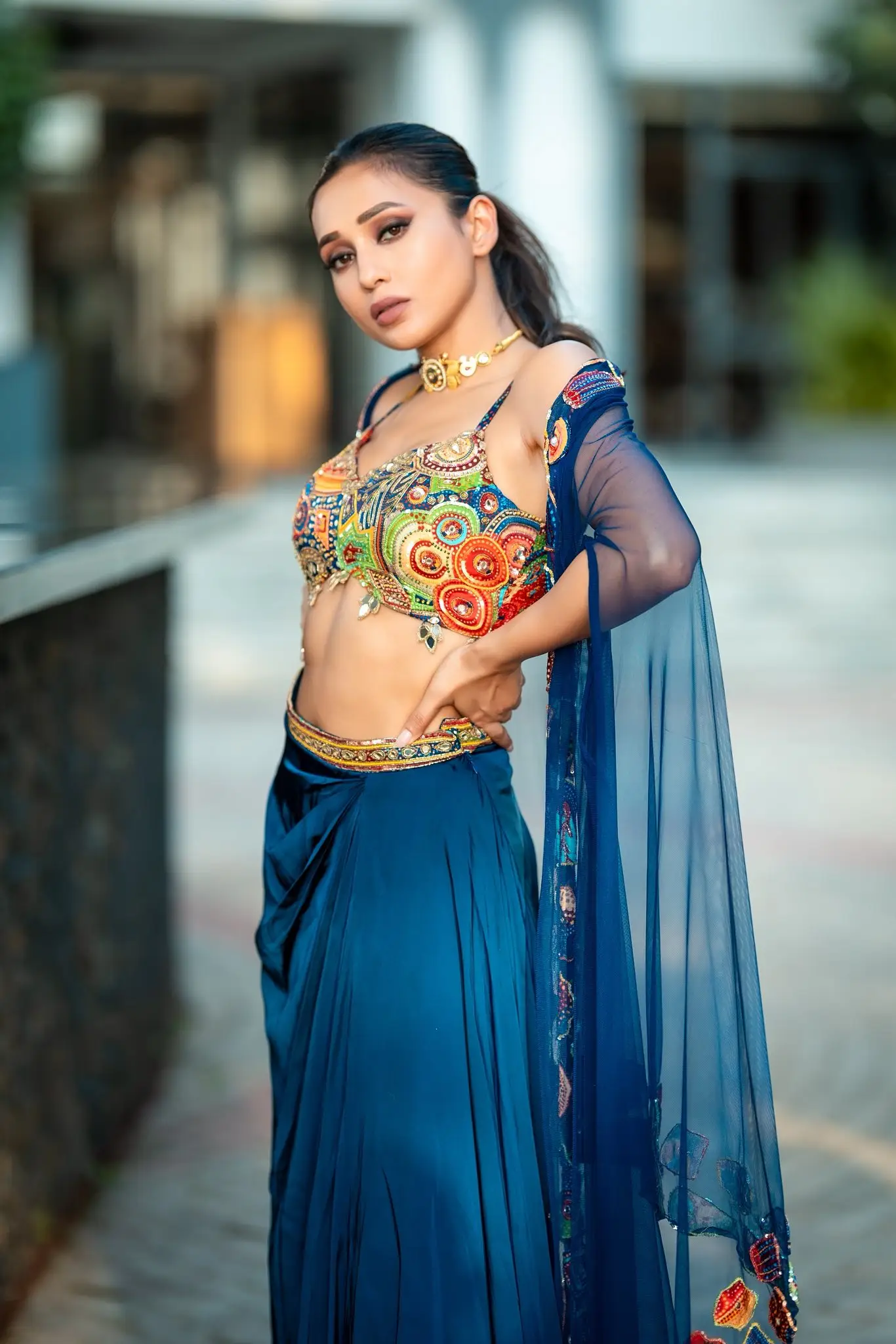 নভেম্বরে তারকাদের সেরা ১০ লুক