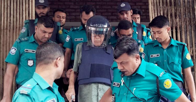 এবার মারধর মামলায় সাবেক মন্ত্রী কামরুলকে গ্রেফতার দেখানো হলো