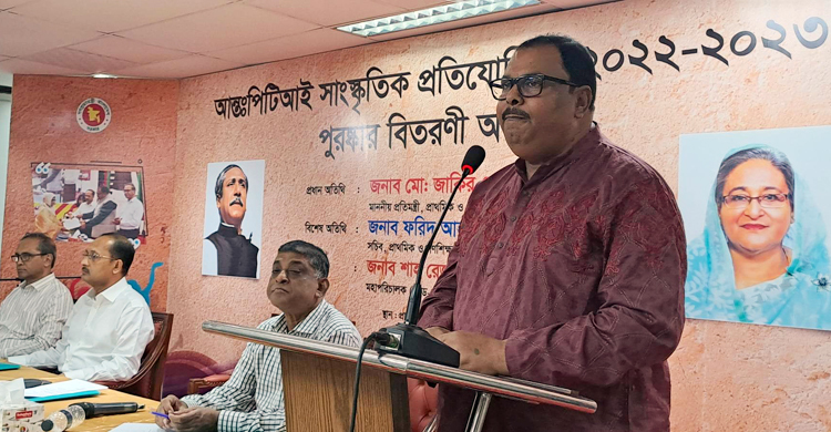 শিশুদের ক্লাসে প্রীতির পরিবেশ সৃষ্টি করতে হবে: প্রতিমন্ত্রী