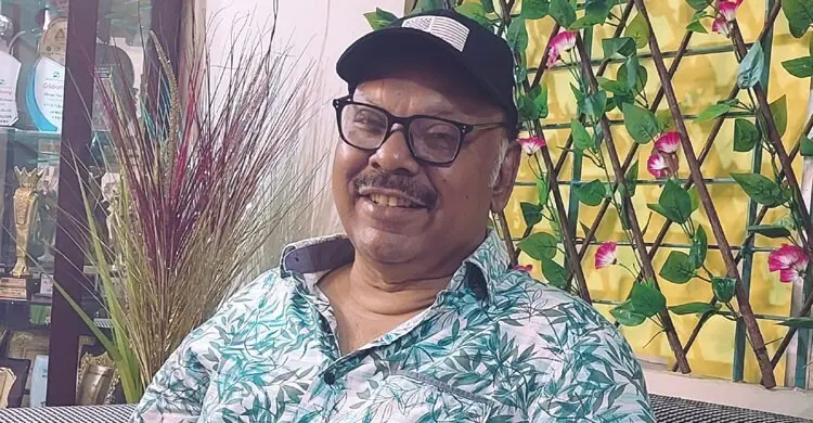 হাসপাতালে ভর্তি মিল্টন খন্দকার, চাইলেন দোয়া