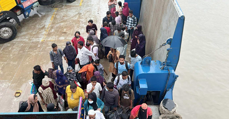 সীতাকুণ্ড-সন্দ্বীপ রুটে ফেরি চলাচল বন্ধ হচ্ছে কাল