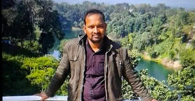 ট্রাক-মাইক্রোবাসের চাপে জামায়াত নেতা নিহত