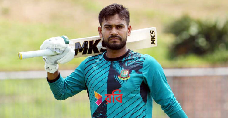 গালি খেয়েও দর্শকদের সঙ্গে ছবি তুলি, আমরা তো বলতে পারতাম তুলব না