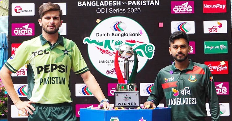 পাকিস্তান সিরিজ কি অধিনায়কত্বের ‘অগ্নিপরীক্ষা’, কী ভাবছেন মিরাজ?