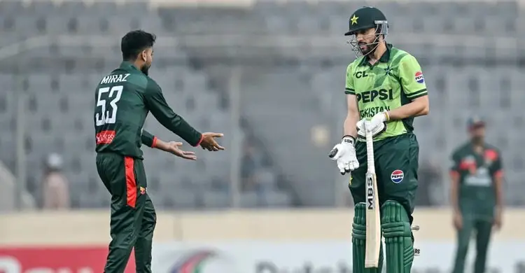 ৪৩ রানে শেষ ৭ উইকেট তুলে নিলো বাংলাদেশ, পাকিস্তান অলআউট ২৭৪ রানে