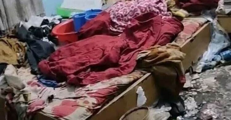 মাকে কি না মরে পড়ে থাকতে হয়েছে ৭ দিন