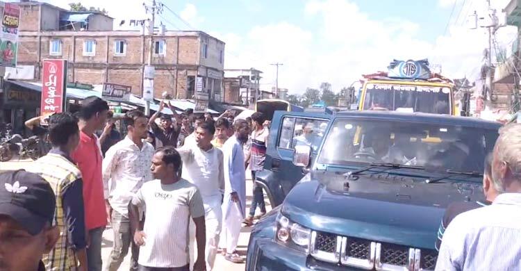 মিরসরাইয়ে বিএনপির এক গণসংযোগে আরেক নেতার হামলা