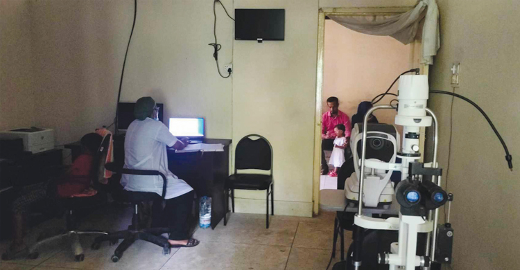 একজন পরিচ্ছন্নতাকর্মী দিয়ে চলছে উপজেলা স্বাস্থ্য কমপ্লেক্স