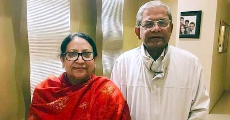 চিকিৎসার জন্য সস্ত্রীক সিঙ্গাপুর গেলেন মির্জা ফখরুল