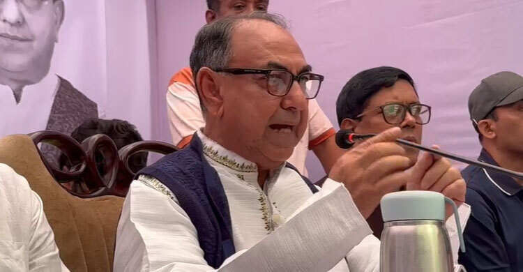 কিছু বাচ্চা-কাচ্চা আল্লাহর নামের চেয়েও আমার নাম বেশি নিচ্ছে