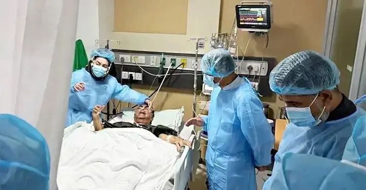 মির্জা আব্বাস অনেকটা সুস্থতার পথে: স্বাস্থ্যমন্ত্রী