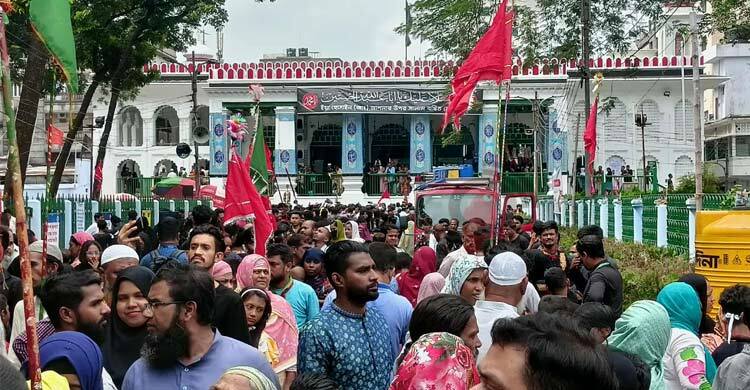 হোসেনি দালান থেকে তাজিয়া মিছিলের প্রস্তুতি শুরু