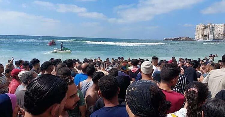 মিশরে সৈকতে গোসলে নেমে ৭ শিক্ষার্থী নিহত