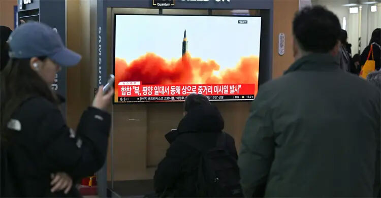 আবারও ক্ষেপণাস্ত্র নিক্ষেপ করলো উ. কোরিয়া