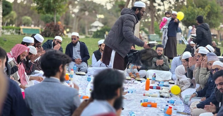 মিশরে ‘সৌহার্দ্যের সিয়ামসন্ধ্যায়’ বাংলাদেশি শিক্ষার্থীদের মিলনমেলা