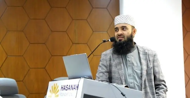 হজ পালনকারীদের জন্য আজহারীর ‘হজ হেল্প ডেস্ক’