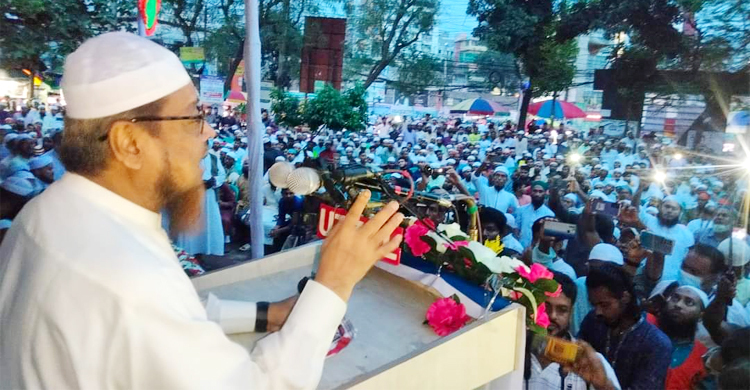 ‘গদি ছাড়তে হবে, কোনো বিকল্প নেই’