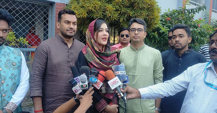 দেশে এখন মানুষের হাতে হাতে মোবাইল: মাহি