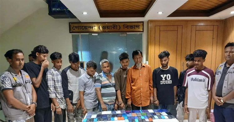 গুলিস্তানে চোরাই মোবাইল চক্রের ১০ সদস্য গ্রেফতার, উদ্ধার ১০৩ ফোন