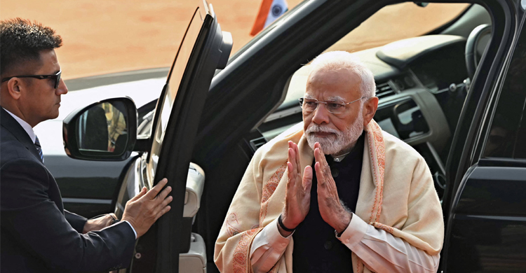 জাতিগত সহিংসতার পর প্রথমবার মণিপুরে মোদী