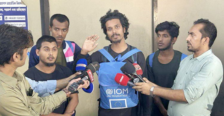 জেলে ঠিকমতো খাওয়ার পানিও দেওয়া হতো না