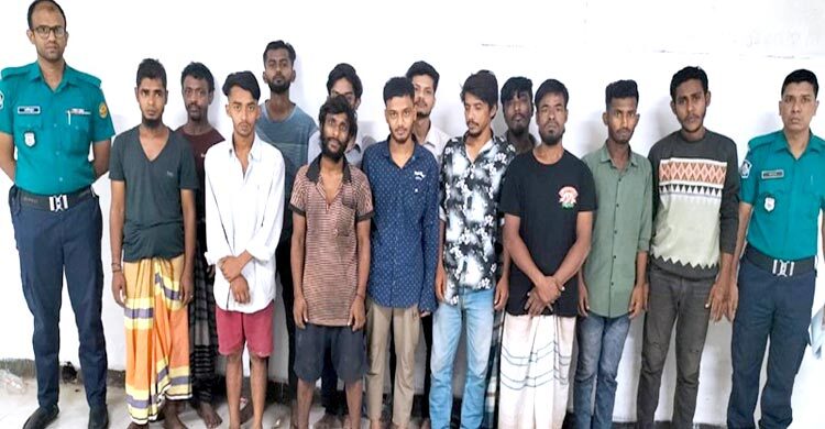 মোহাম্মদপুরে বিশেষ অভিযানে গ্রেফতার ১৪