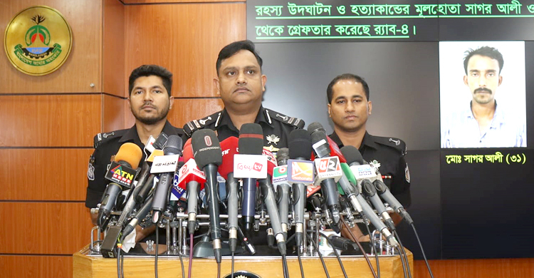 নির্বাচন ঘিরে অস্ত্রের ঝনঝনানির সুযোগ নেই: র‌্যাব