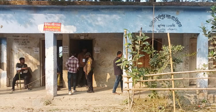 মমতাজের ভাইয়ের বিরুদ্ধে পোলিং এজেন্টদের মারধরের অভিযোগ