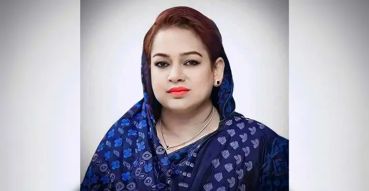 ৯ মামলায় জামিন পেয়ে নতুন করে গ্রেফতার ফরহাদের স্ত্রী মোনালিসা
