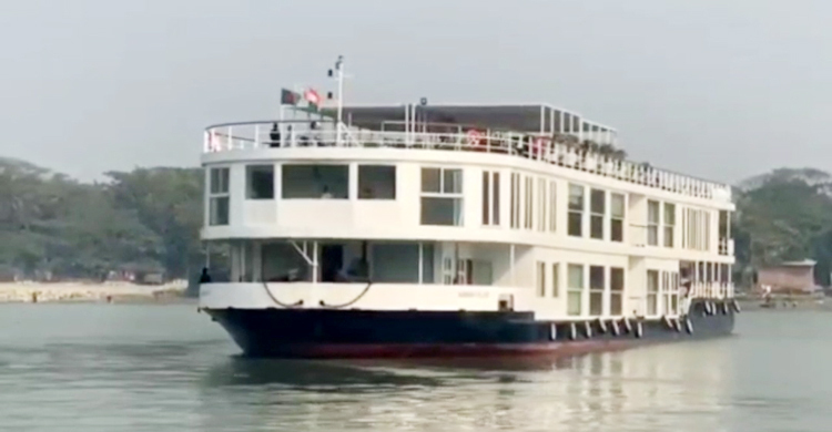 তৃতীয় দফায় মোংলায় ভারতীয় প্রমোদতরী গঙ্গা বিলাস