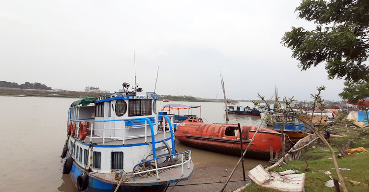 সাগরে নিম্নচাপ, মোংলায় ১ নম্বর সতর্ক সংকেত