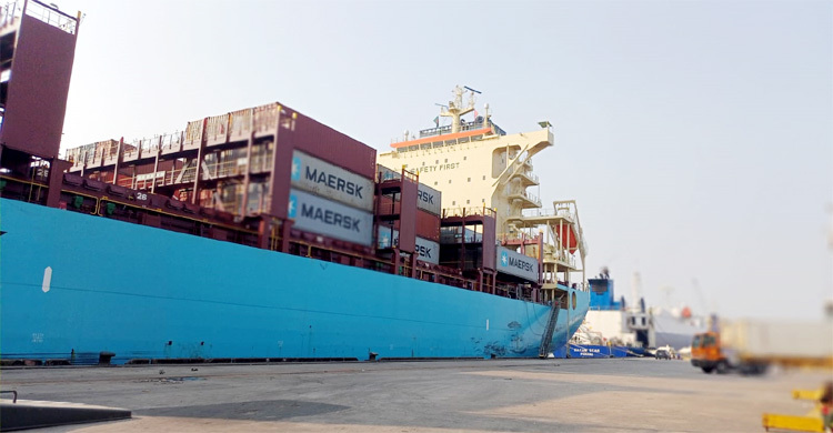 একদিনে মোংলায় ভিড়েছে ৩ বিদেশি জাহাজ