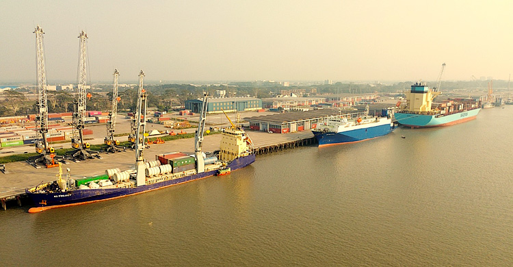 একদিনে মোংলায় ভিড়েছে ৩ বিদেশি জাহাজ