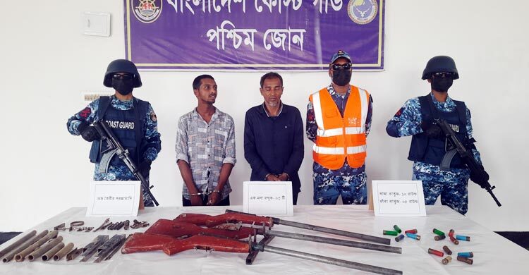 সুন্দরবনে ডাকাত আসাবুর বাহিনীর দুই সহযোগী আটক