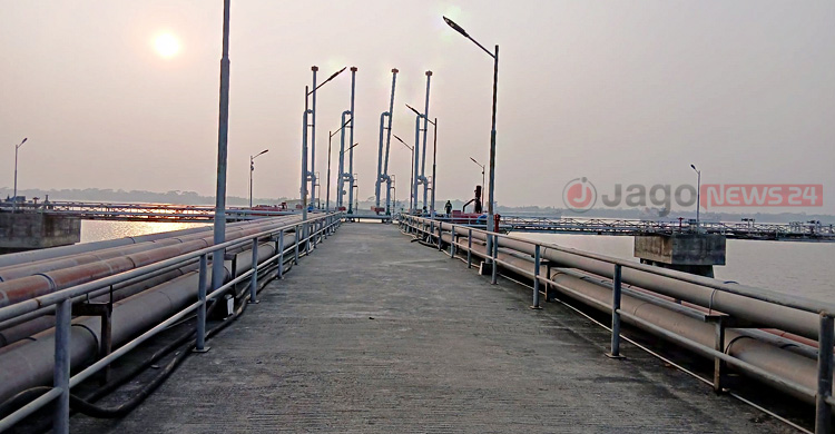 জাহাজ ভেড়ার জেটি