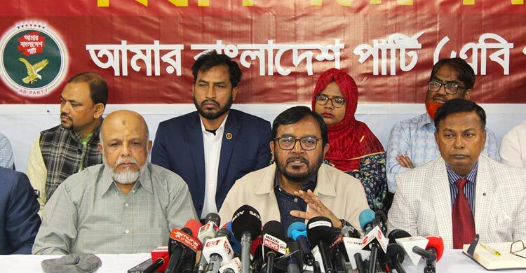 জনগণ চূড়ান্তভাবে বিরক্ত হওয়ার আগেই দায়িত্বশীলতার প্রমাণ দিন