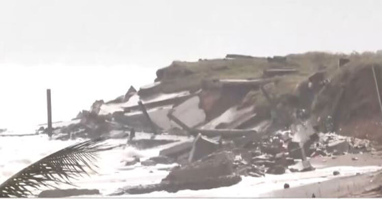 One killed as cyclone Montha hits Andhra Pradesh