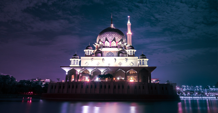 নবিজির (সা.) শেখানো যে দোয়ায় সব গুনাহ ক্ষমা করে দেওয়া হয়