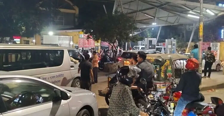 Middle East war: Fuel shortage fears trigger rush at filling stations