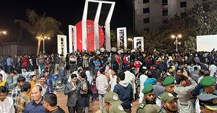 দেশের বিভিন্ন স্থানে গভীর শ্রদ্ধায় ভাষা শহীদদের স্মরণ