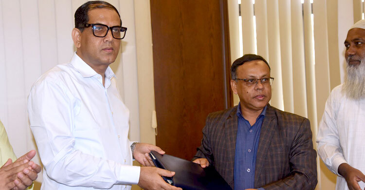 নগর স্বাস্থ্যকেন্দ্রের ধাত্রীদের পেশাগত উন্নয়নে সমঝোতা স্মারক সই