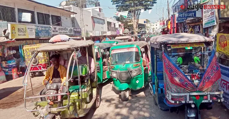 বাণিজ্যের পথে বিপজ্জনক বাঁক, ঝুঁকির ওপর খাঁড়ার ঘা যানজট