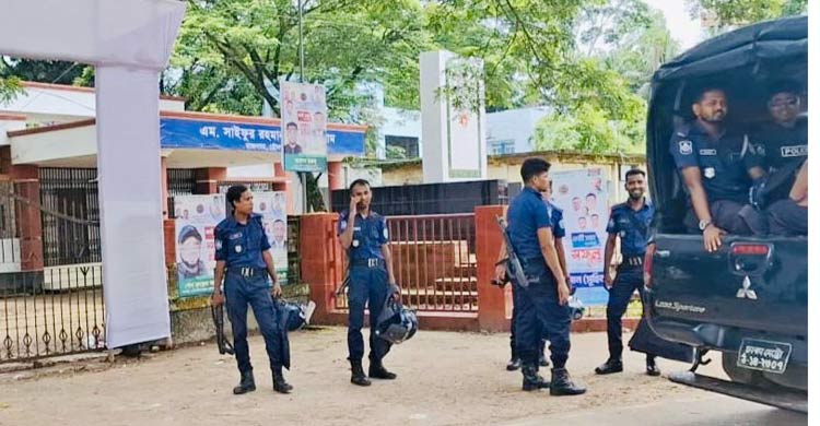 স্বেচ্ছাসেবক দলের কর্মীসভা পণ্ড করে ফটকে তালা দিলেন পদবঞ্চিতরা