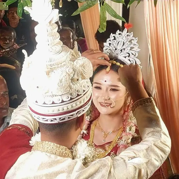 ধুমধাম আয়োজনে বাংলাদেশি যুবকের সঙ্গে সাত পাকে বাঁধা পড়লেন চীনা তরুণী