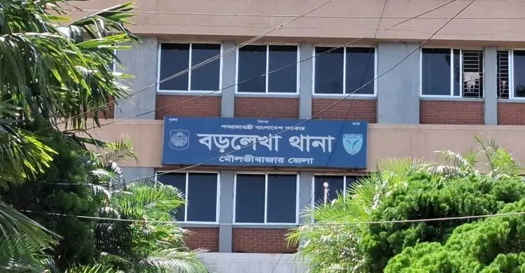প্রবাসীর স্ত্রীকে ধর্ষণচেষ্টার অভিযোগে দুই যুবক আটক