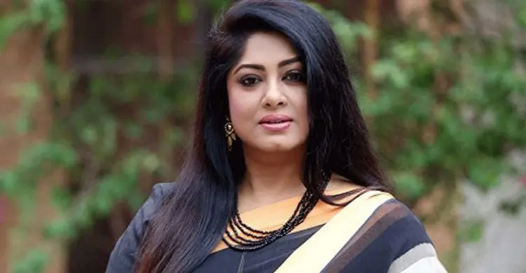 ‘কন্ট্রাক্ট ম্যারেজ’ মুক্তি ঘিরে জটিলতা, মুখ খুললেন মৌসুমী