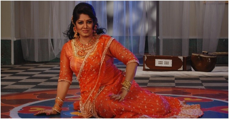 হল না পেয়ে ইউটিউবেই মুক্তি পাচ্ছে মৌসুমীর সিনেমা